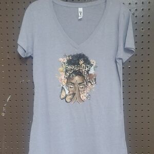 Just PRAY Graphic V-Neck T-Shirt